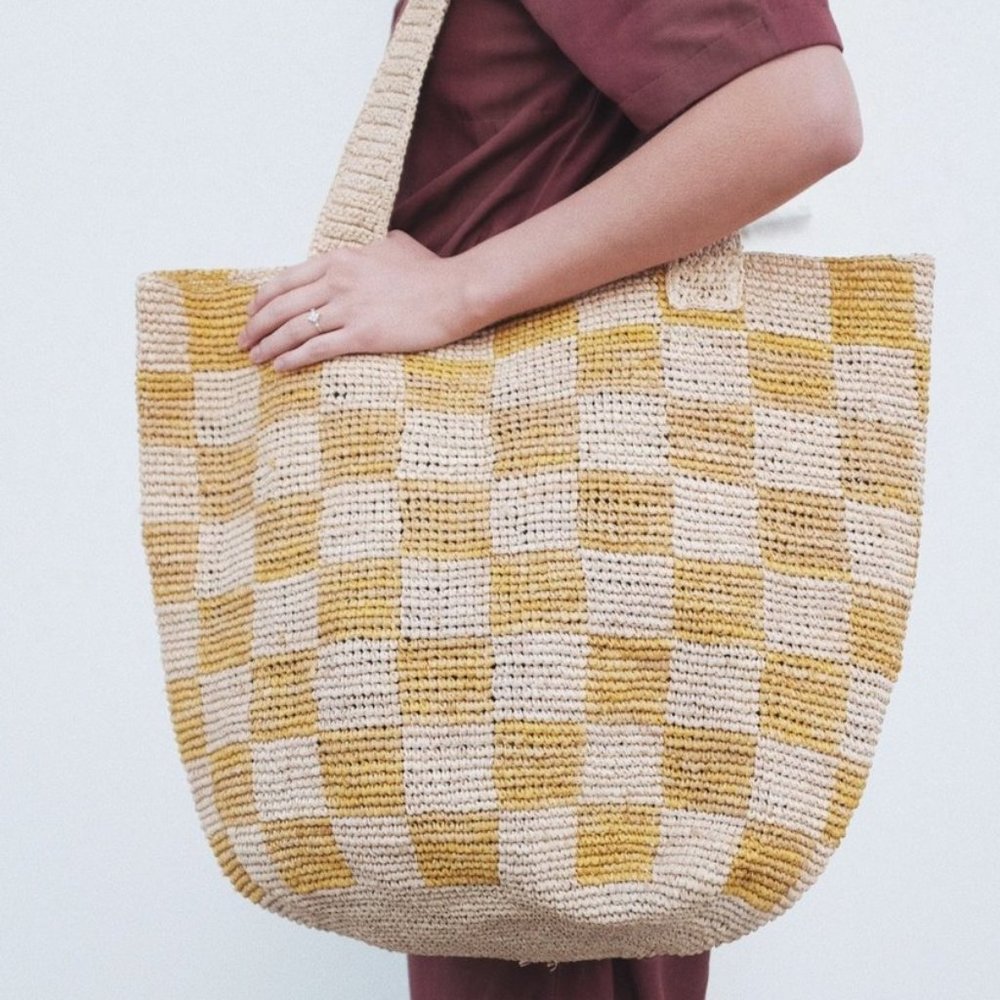 NWT Colorant Raffia Tote Bag